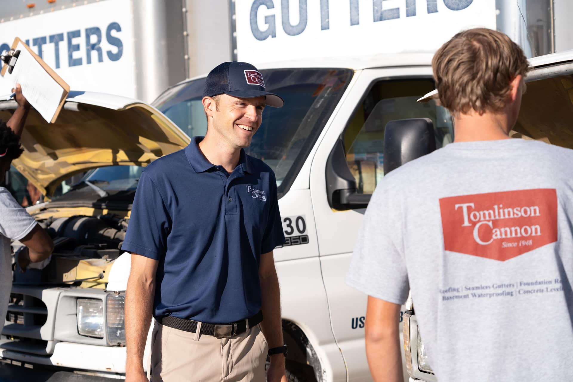 Roofing Woes? Your Guide to Selecting a Trustworthy Roofing Contractor