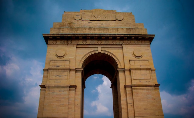 THE ULTIMATE GUIDE TO 6 WALKING TOURS IN DELHI