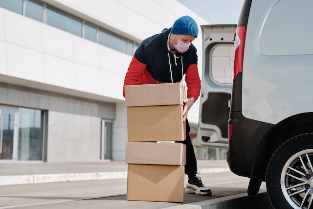 Moving Your Luggage- An Expert Guide by Packers and Movers