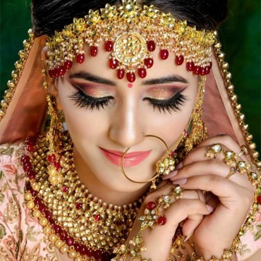 Where are the Best Makeup Artists in Delhi?