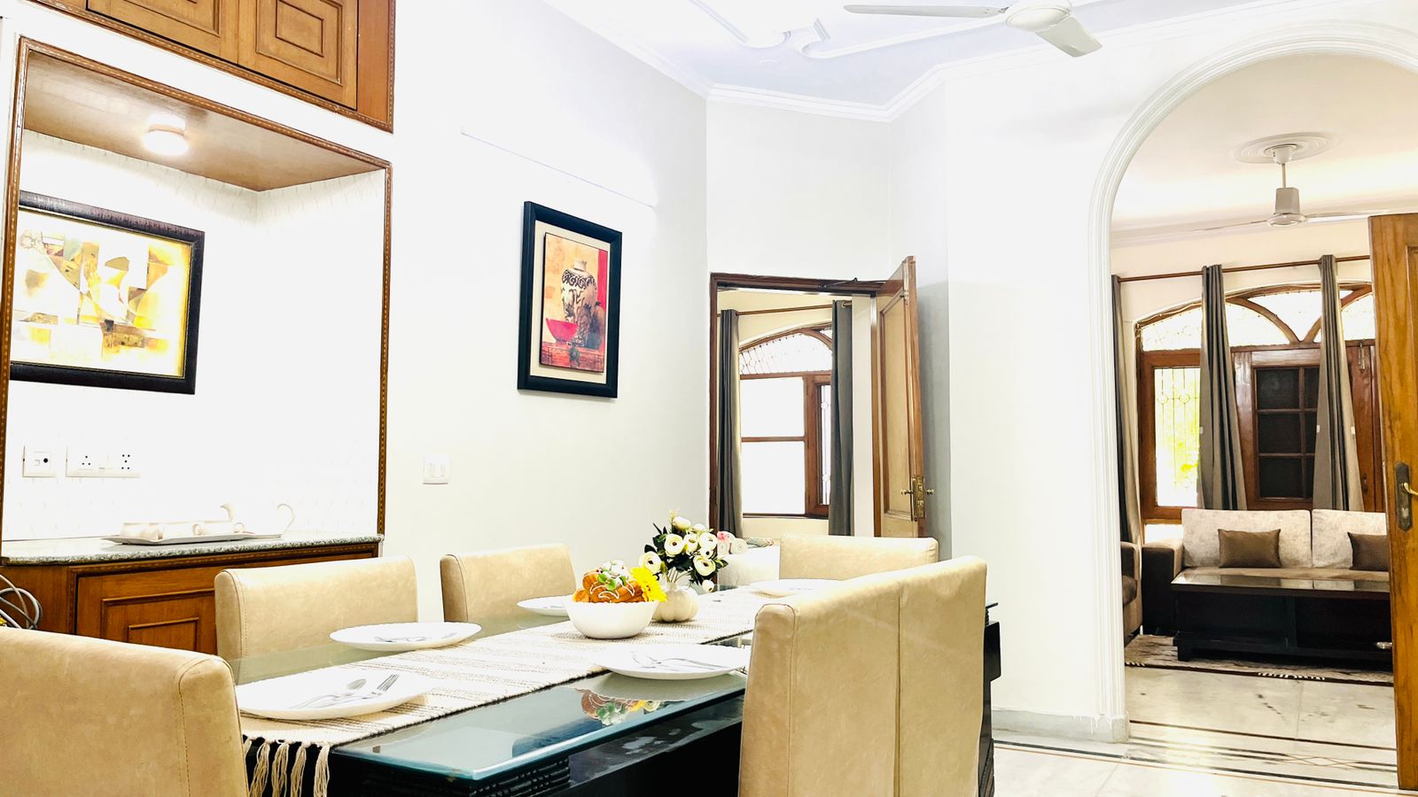 The city of Hyderabad service apartments provides excellent and reasonably priced