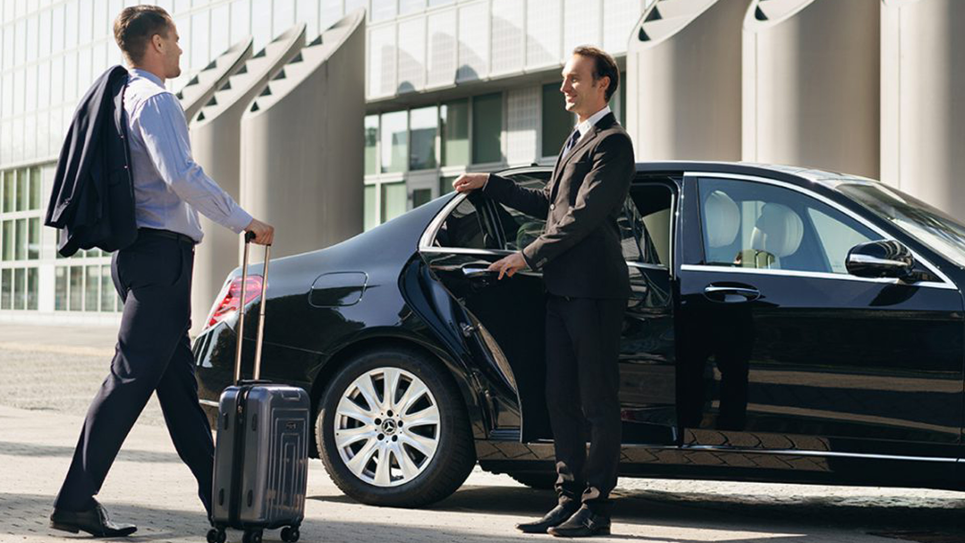 Need A Ride? Why Not Upgrade To Chauffeur Service Melbourne